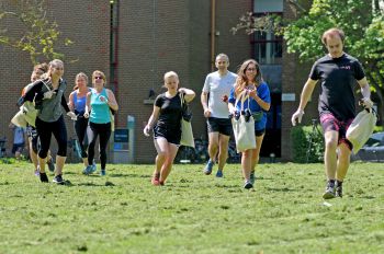 Plogging