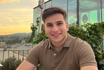 Omid Fazeli (Economics and Finance BSc)