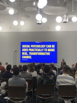 Jules Gillard presents research